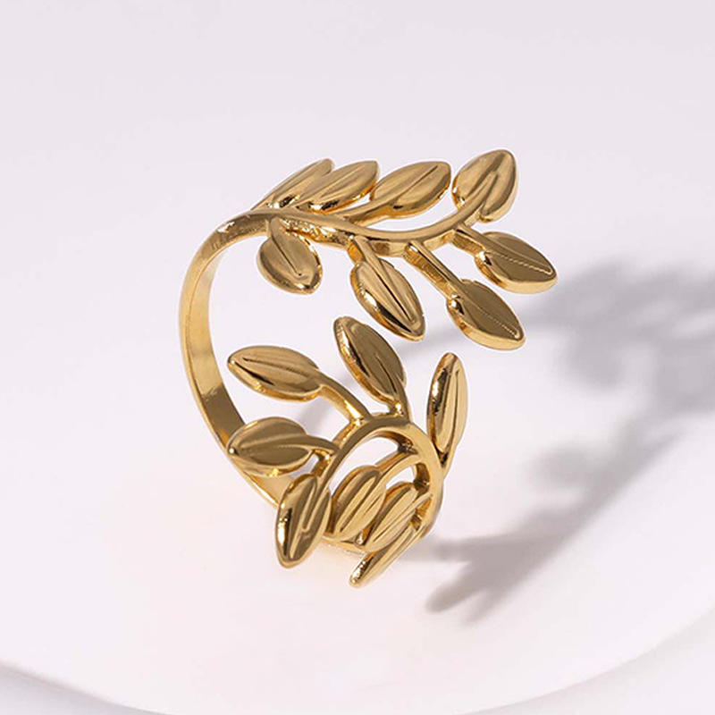 Laurel Leaf Adjustable Ring – 18K Gold Plated