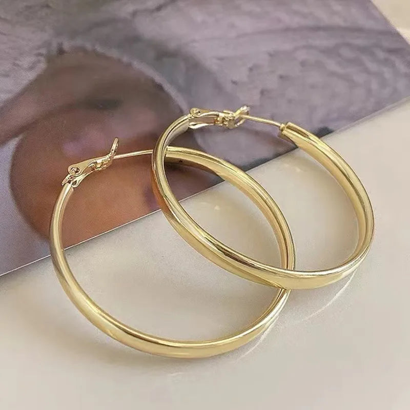 Classic Hoop Earrings 3cm- 18K Gold Plated