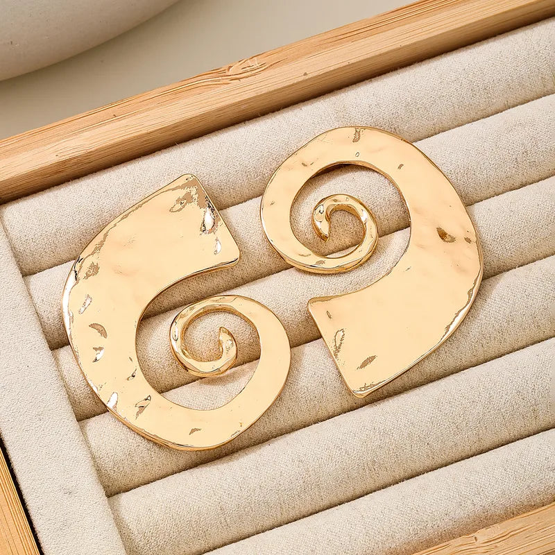 Oversized Spiral Earrings – 18K Gold Plated
