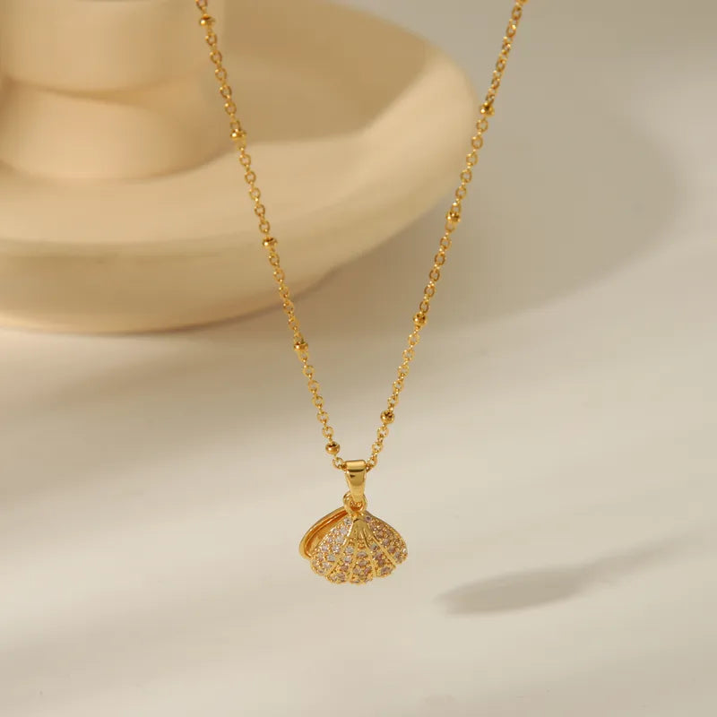 Shell Pearl Zircon Pendant Necklace - 18k Gold Plated