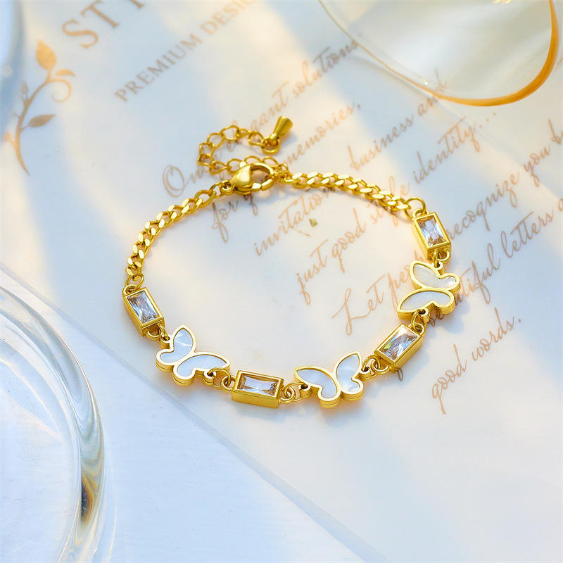 Butterfly Chain Bracelet - 18k Gold Plated