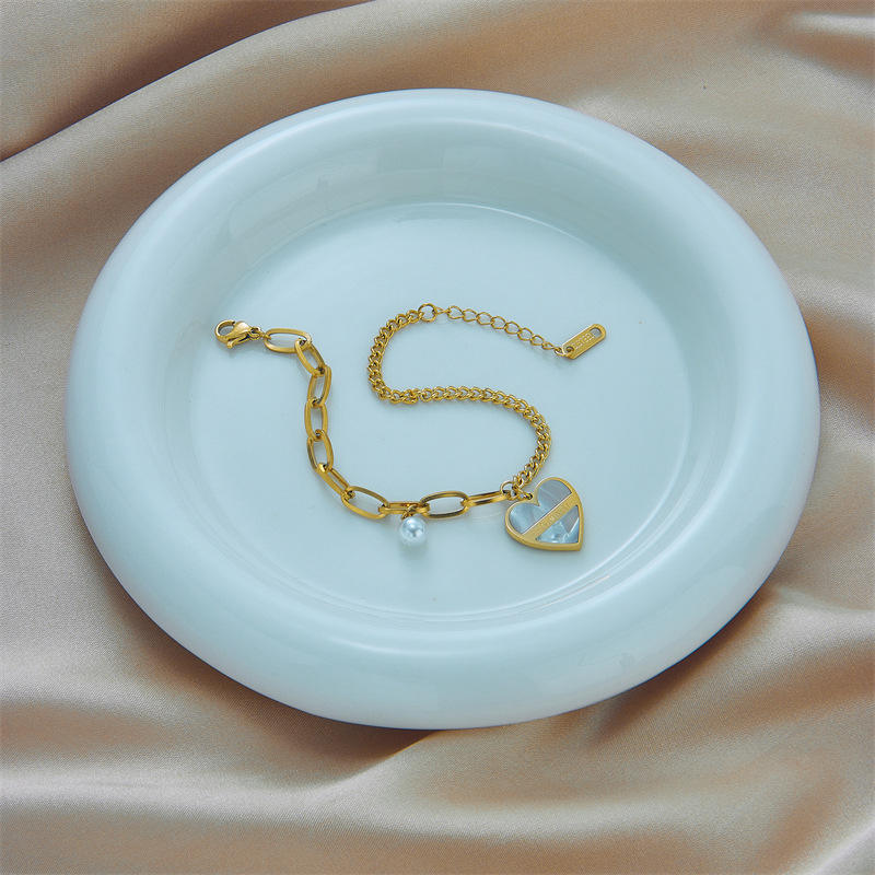 Heart Charm Bracelet - 18k Gold Plated