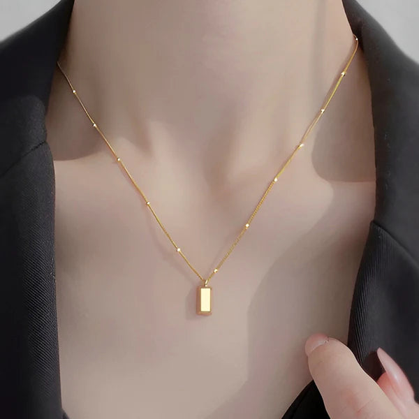 Minimal Bar Pendant Necklace