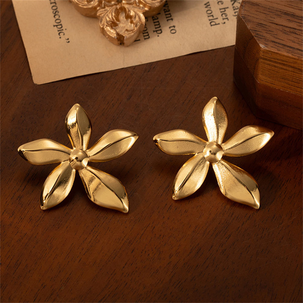 Flower Stud Earrings