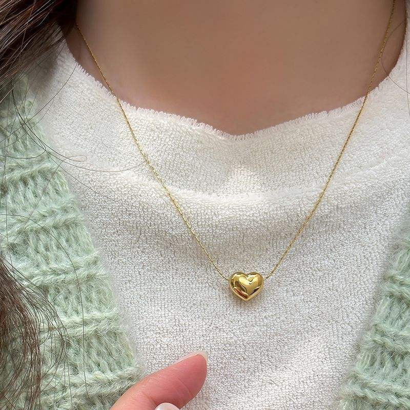 Minimal Soft Heart Necklace