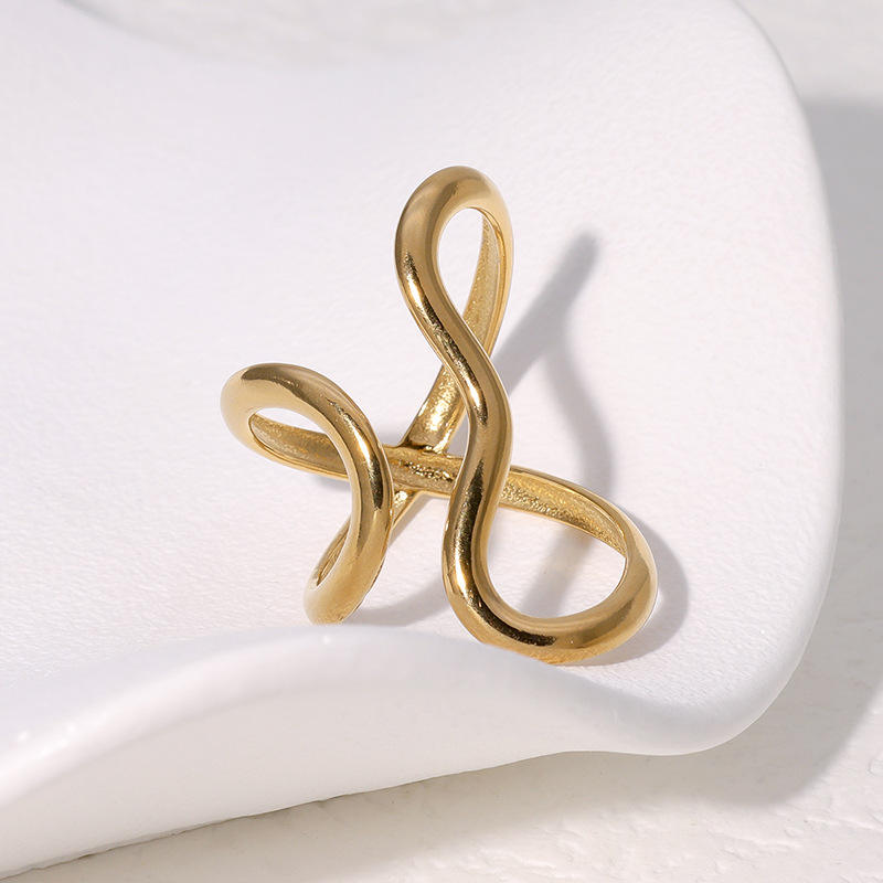 Wave Ring - 18k Gold Plated
