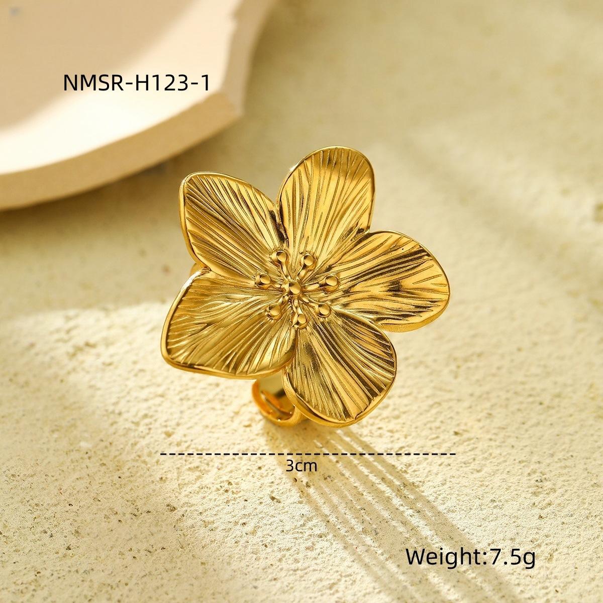 Blossom Textured Ring