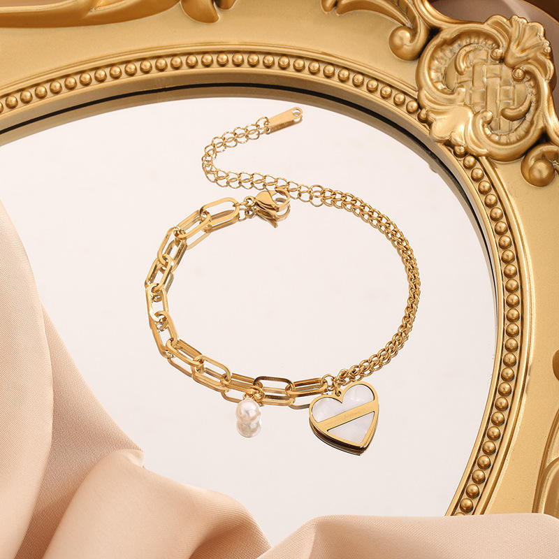 Heart Charm Bracelet - 18k Gold Plated