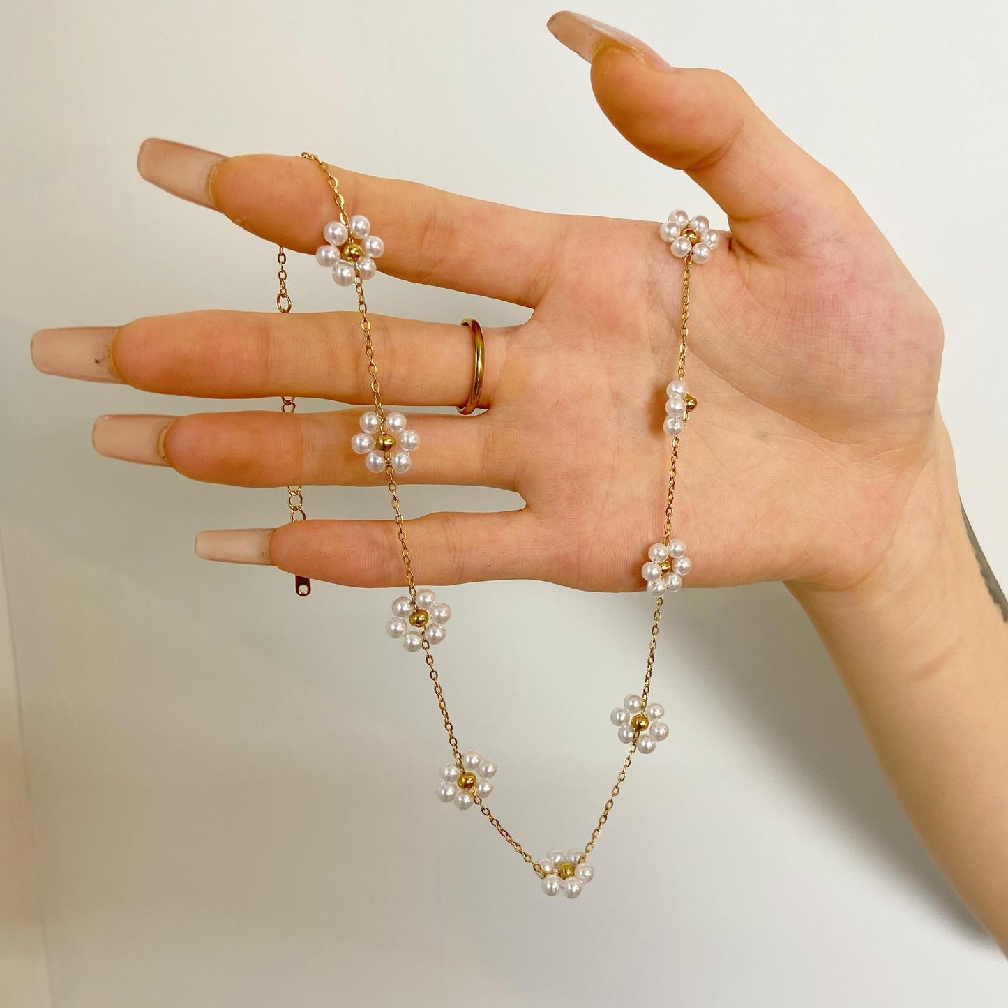 Pearl Flower Choker Necklace