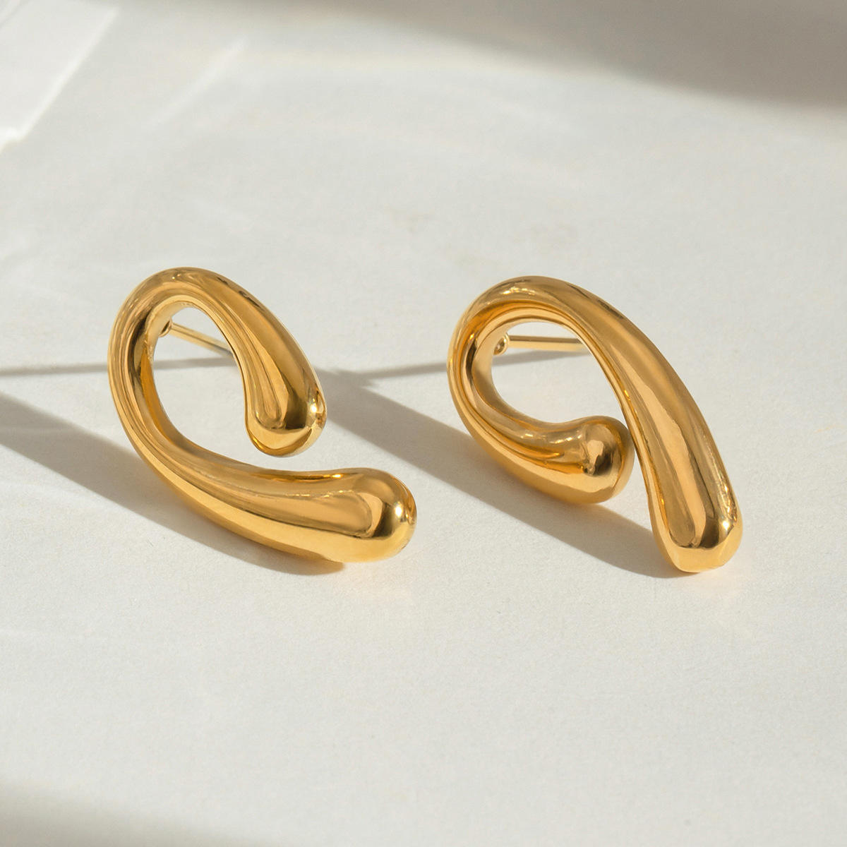 U Hoop Earrings - 18K Gold Plated
