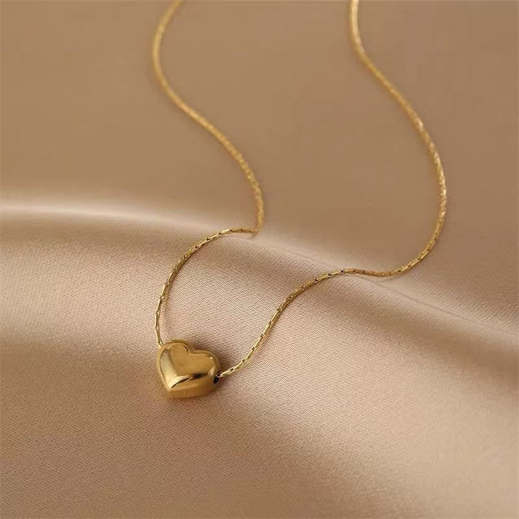Minimal Soft Heart Necklace - 18k Gold Plated