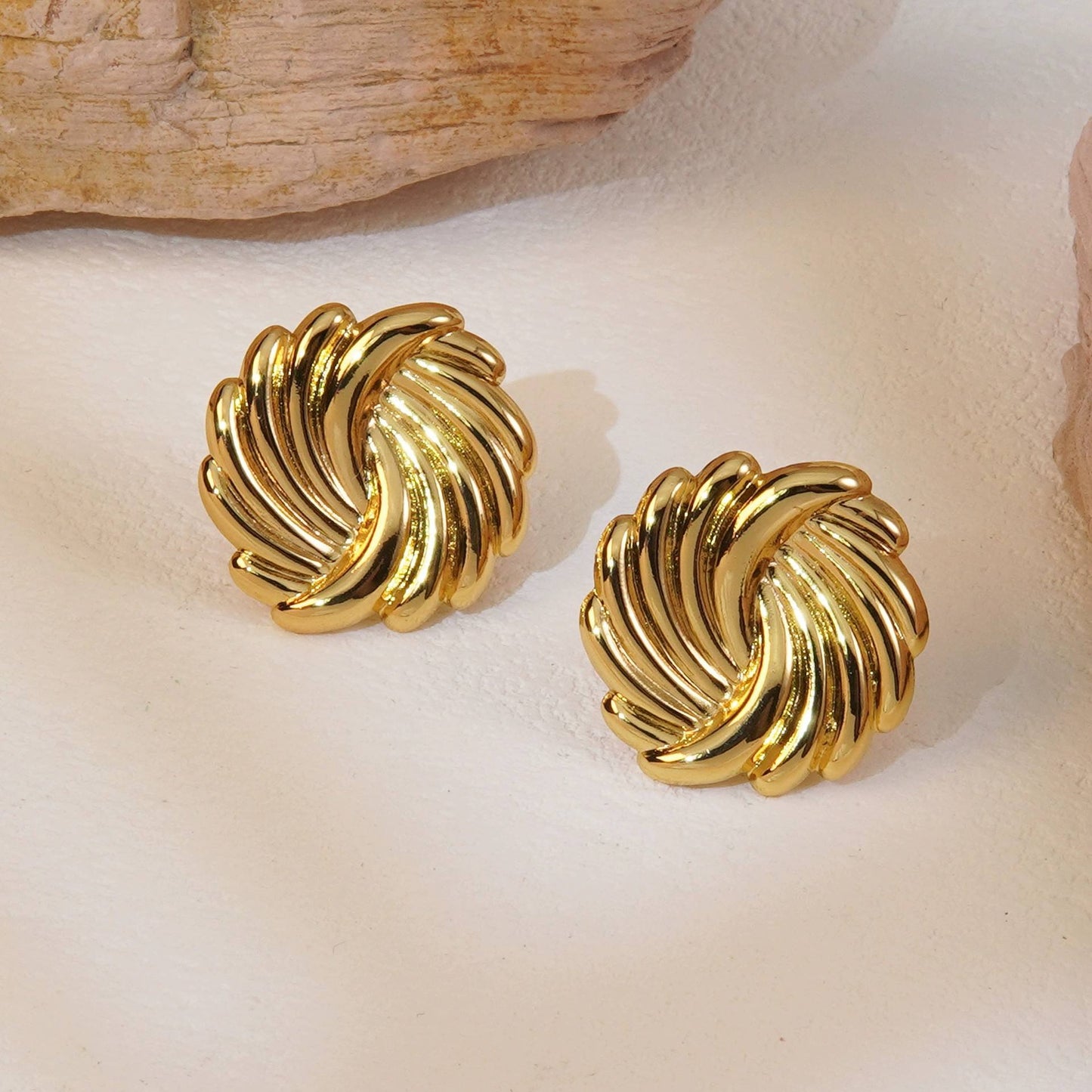 Minimal Stud Earrings - 18k Gold Plated