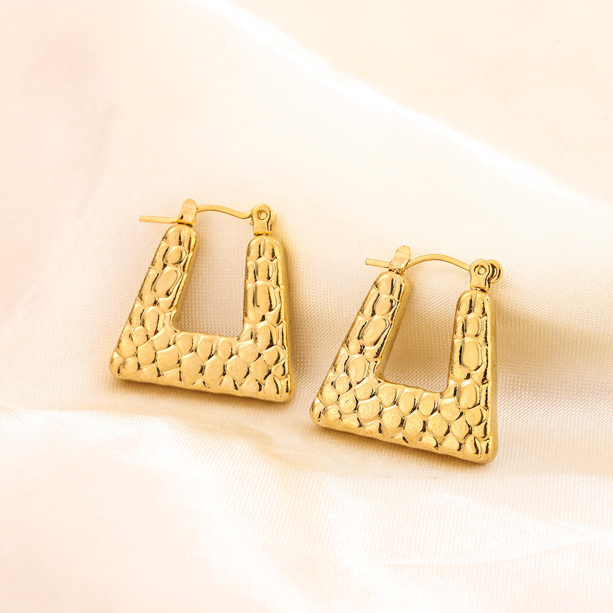Textured Hoop Earrings - 18K Gold Plated