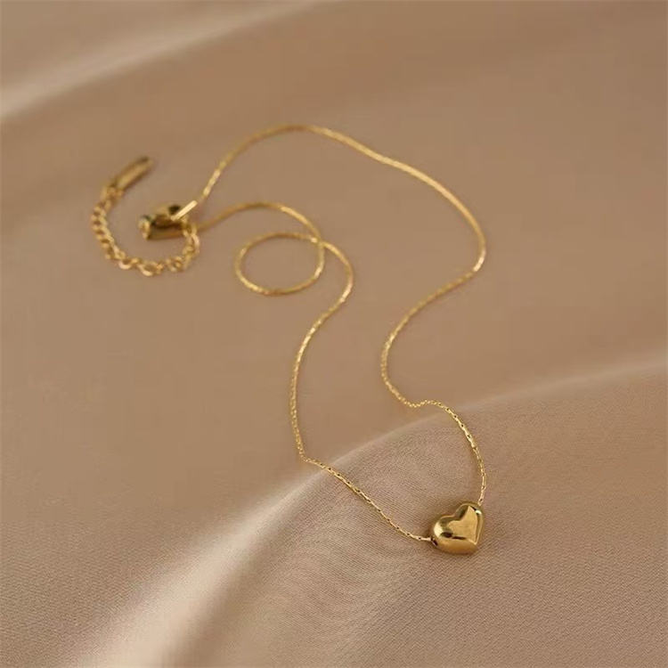 Minimal Soft Heart Necklace - 18k Gold Plated