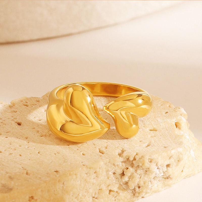 Double Hearts Ring - 18K Gold plated