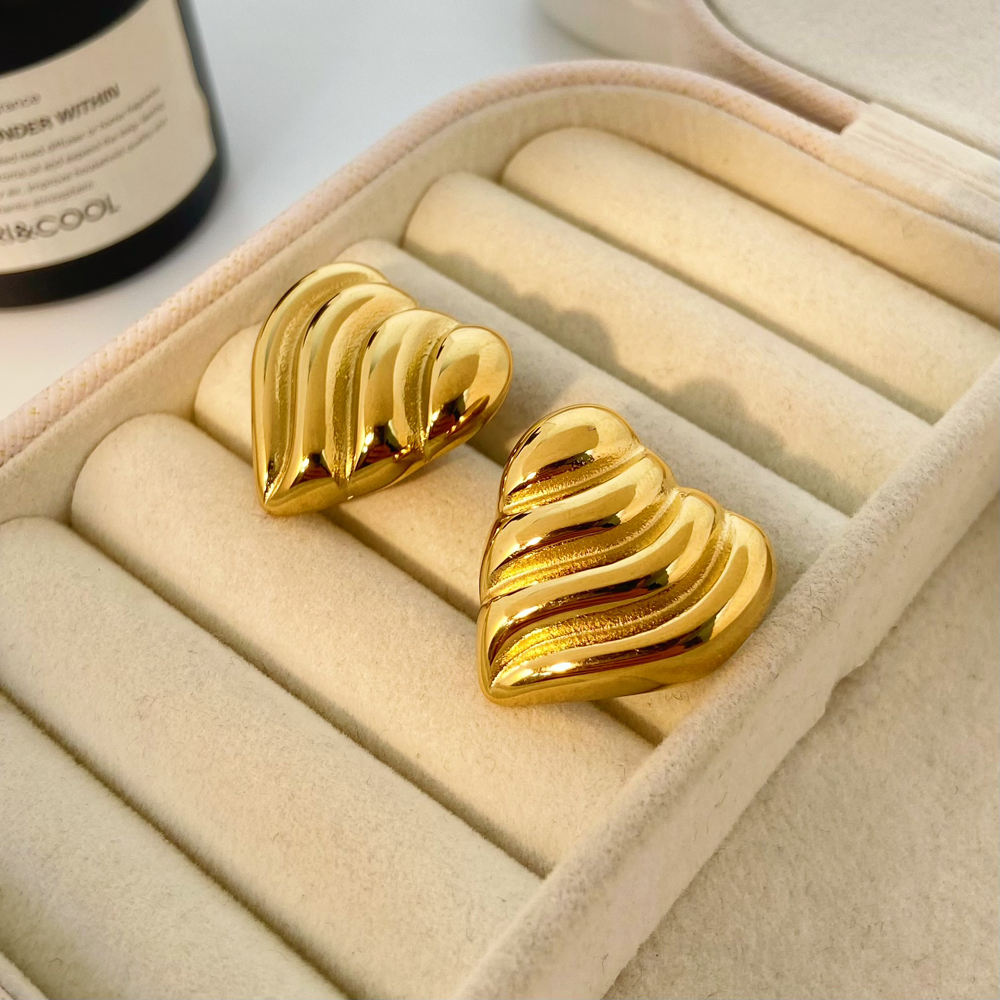 Wave Heart Stud Earrings