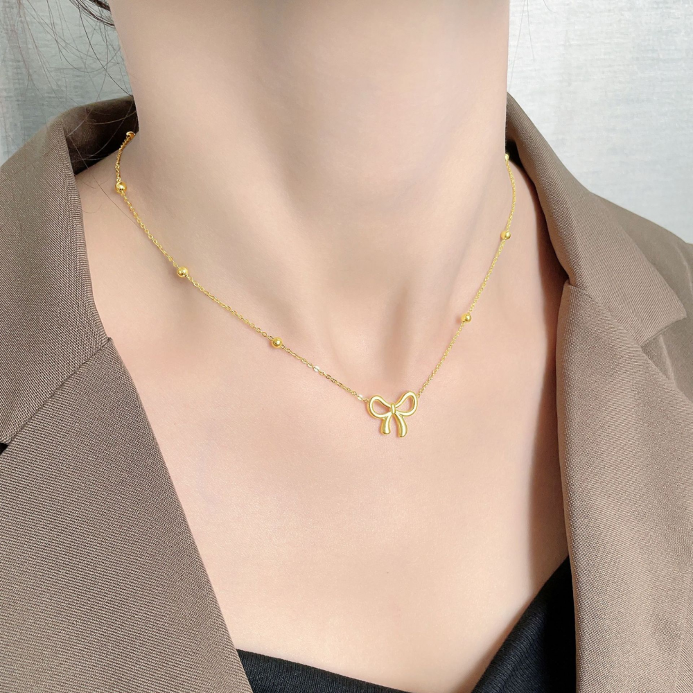 Minimal Bow Pendant Necklace