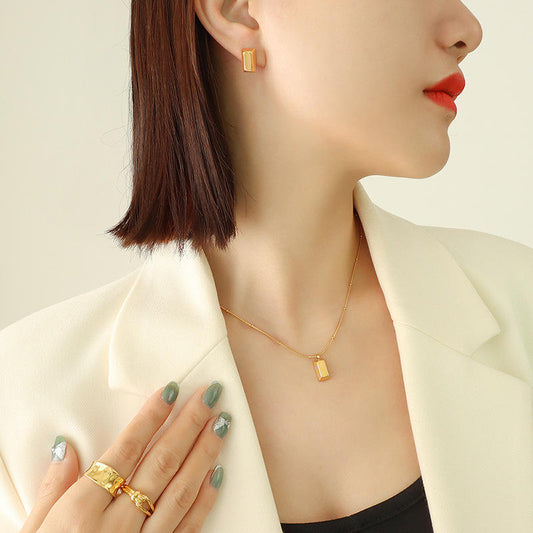 Minimal Bar Pendant Necklace