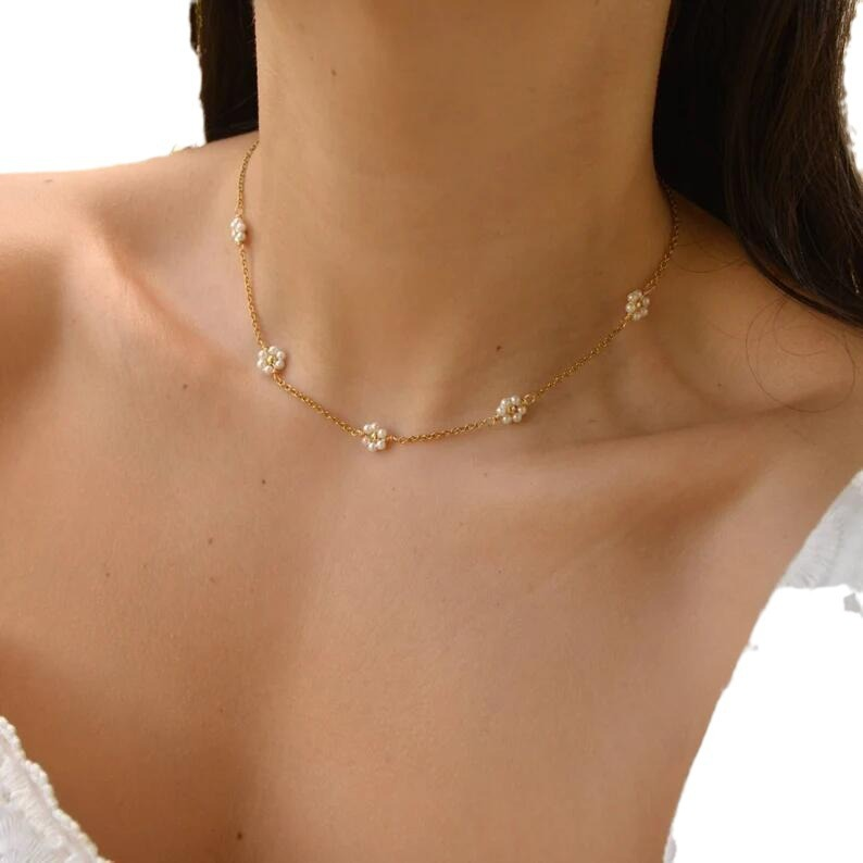 Pearl Flower Choker Necklace