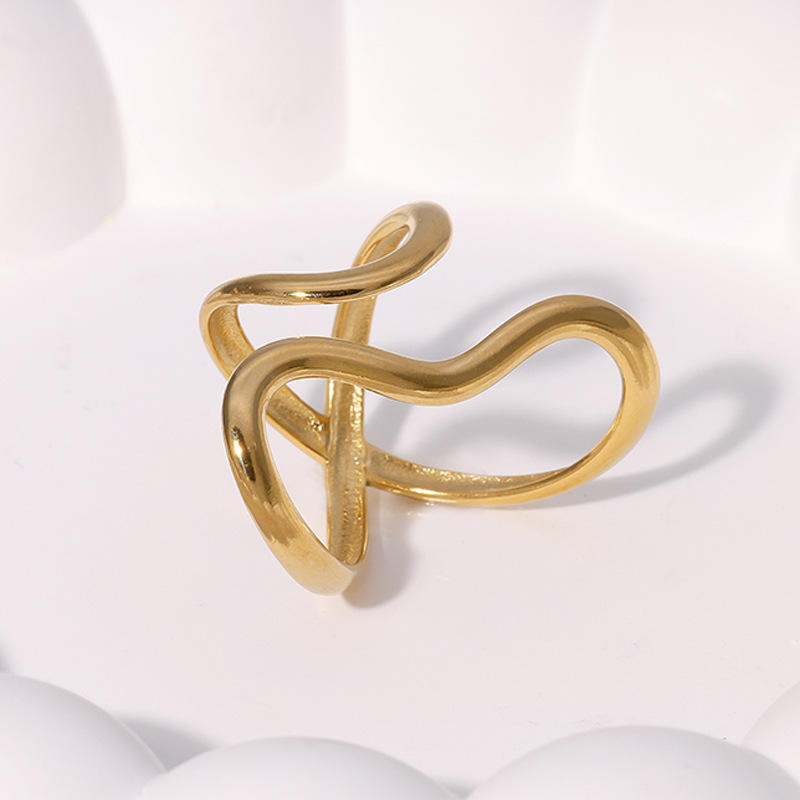 Wave Ring - 18k Gold Plated