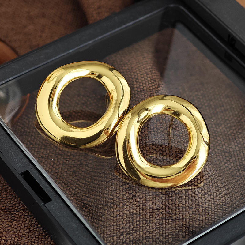 Bubble Round Studs Earrings