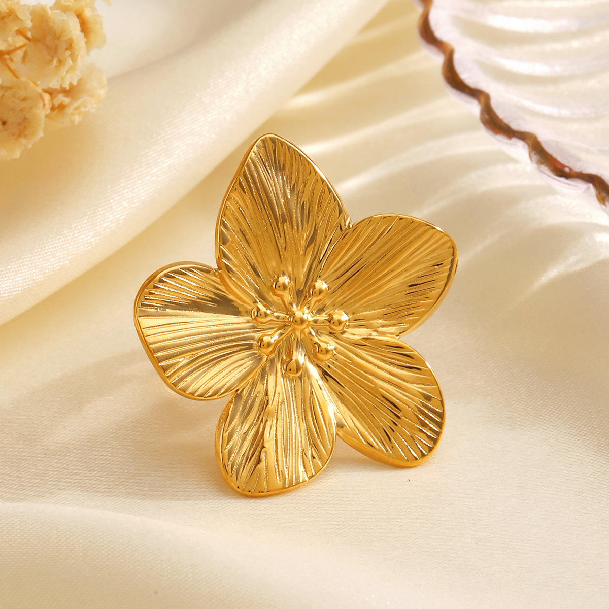 Blossom Textured Ring - 18K Gold Plated