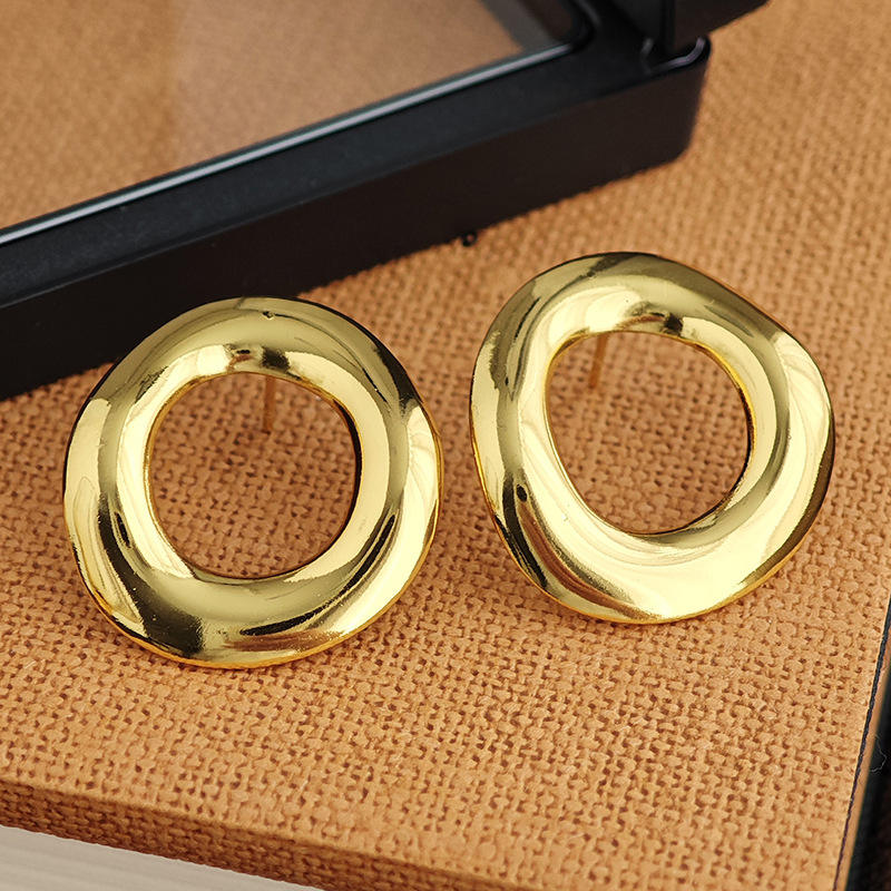 Bubble Round Studs Earrings