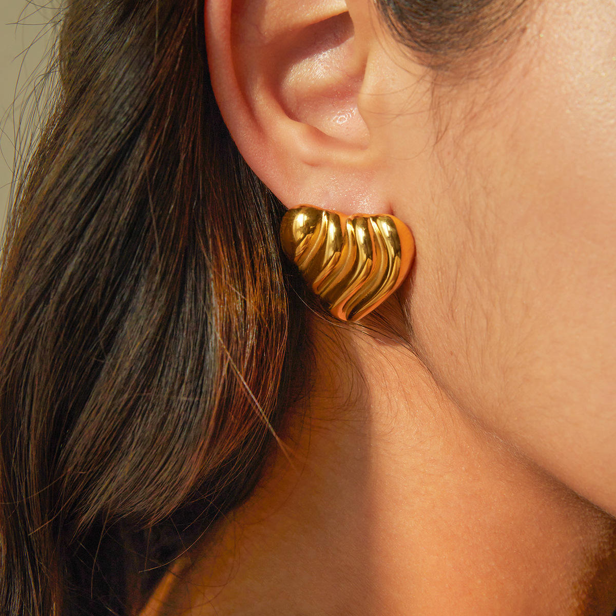 Wave Heart Stud Earrings