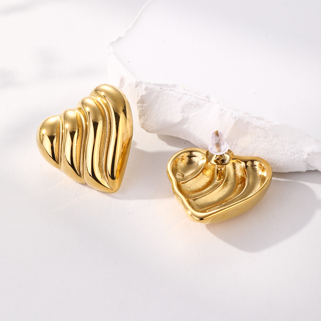 Wave Heart Stud Earrings