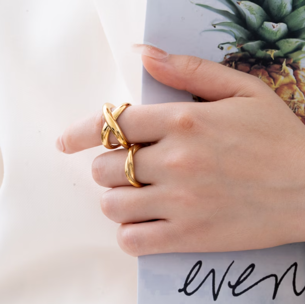 X Shape Ring – 18K Gold Plated