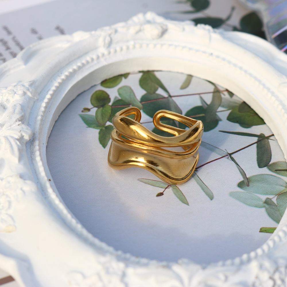 Wave Wrap Ring