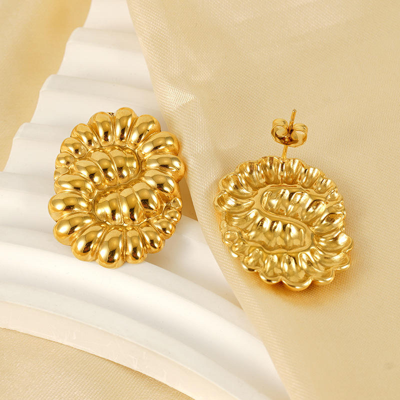 Studs - 18k Gold Plated