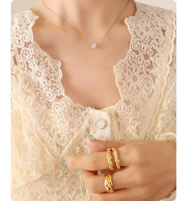 Solitaire Pendant Necklace