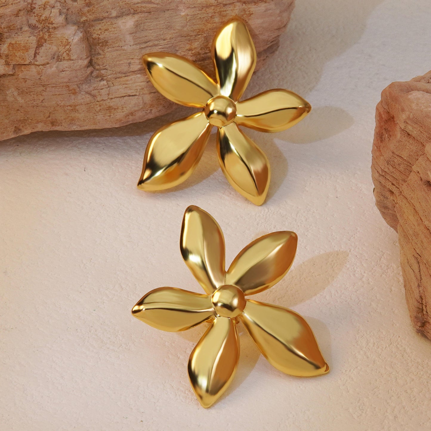 Chunky Flower Stud Earrings - 18k gold Plated