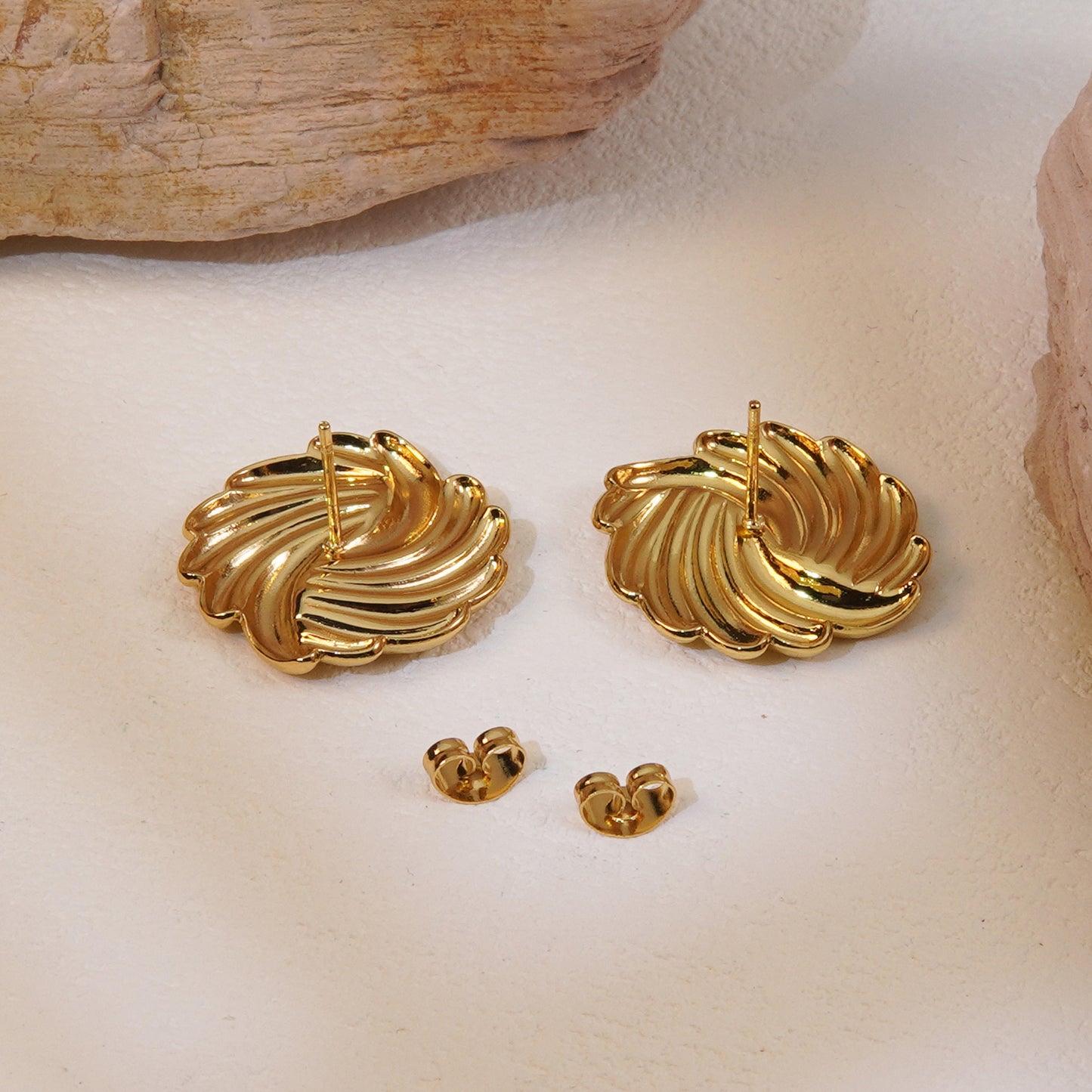 Minimal Stud Earrings - 18k Gold Plated