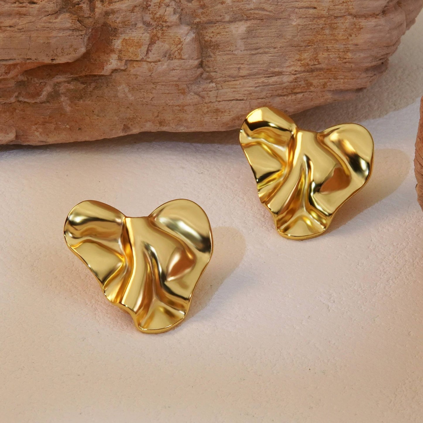 Heart Stud Earring - 18K Gold Plated