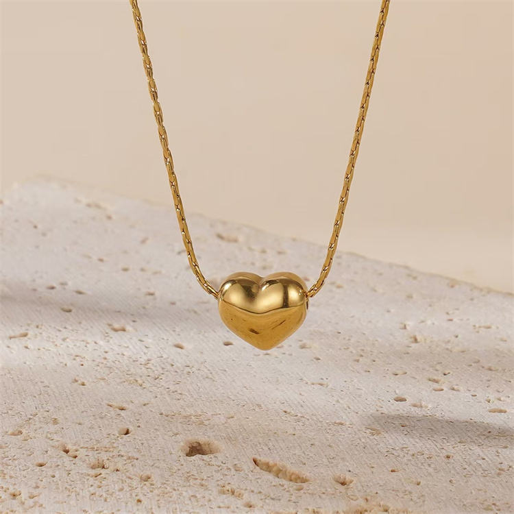 Minimal Soft Heart Necklace - 18k Gold Plated