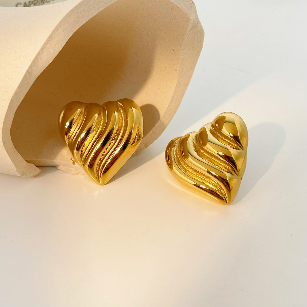 Wave Heart Stud Earrings