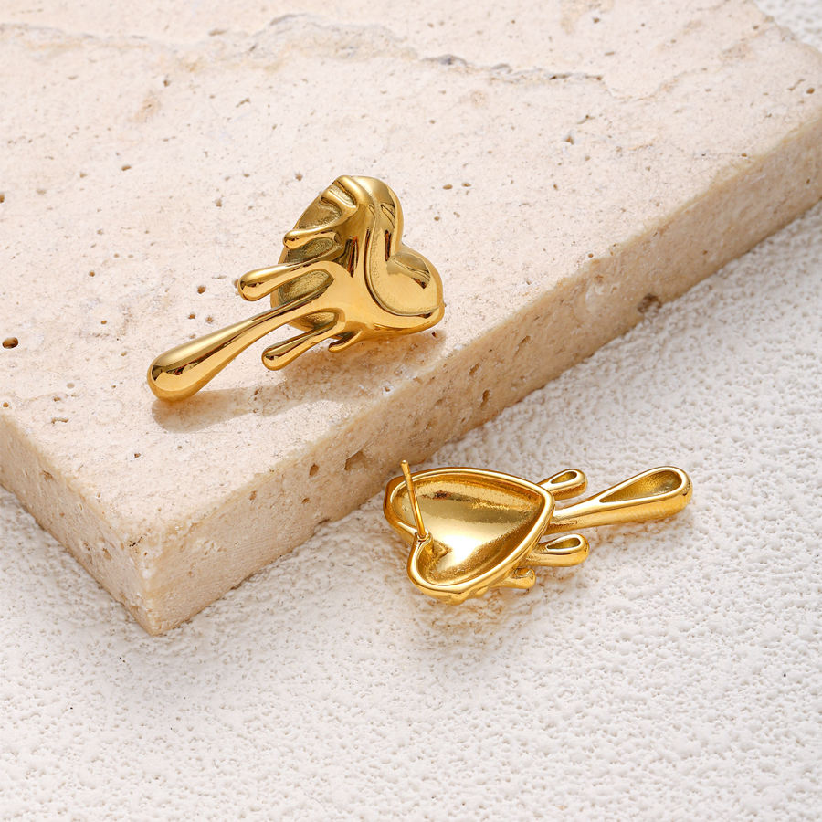 Melting Heart Stud Earrings