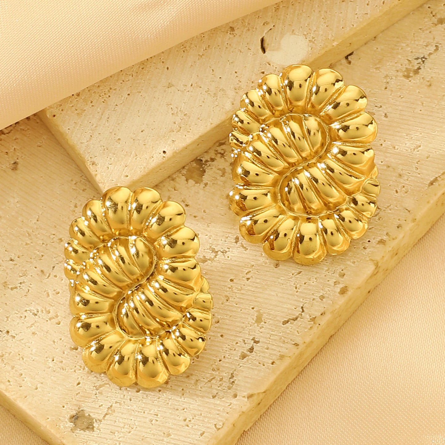 Studs - 18k Gold Plated