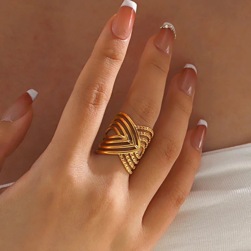 Aurelia V-Crown Ring - 18K Gold Plated