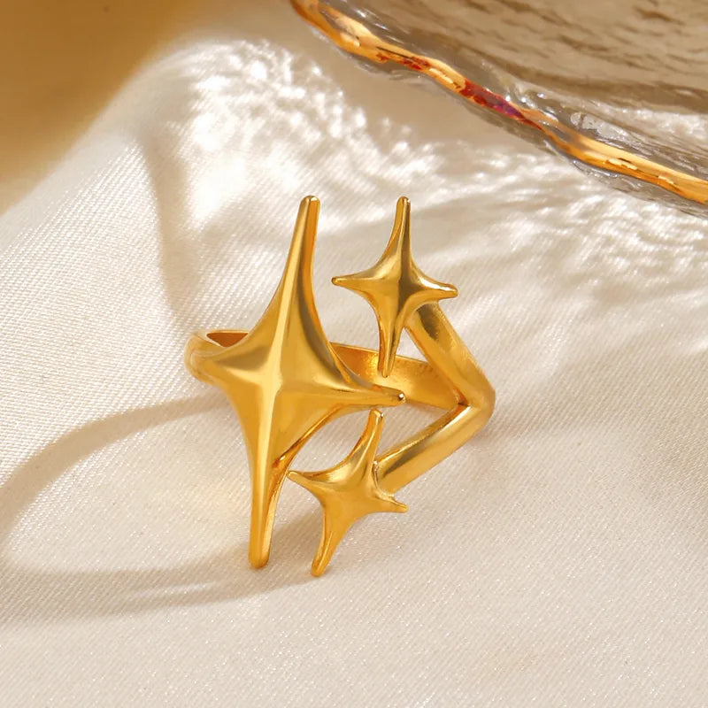 Cosmic Star Ring – 18K Gold Plated