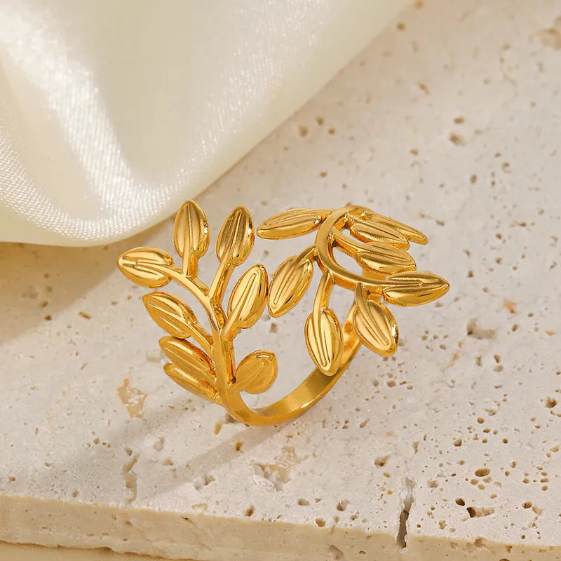 Laurel Leaf Adjustable Ring – 18K Gold Plated