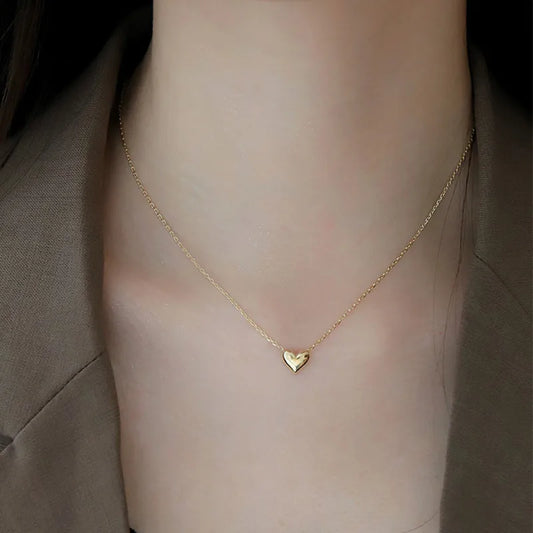Minimal Heart Pendant Necklace - 18k Gold Plated