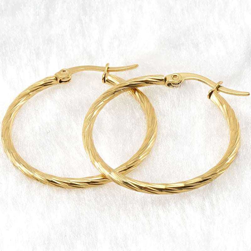 Elegant Twisted Hoop Earrings 3cm- 18K Gold Plated