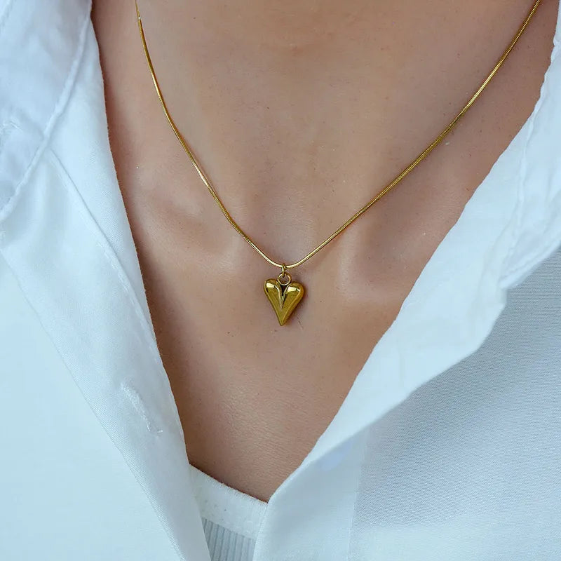 Classic Heart Gold Necklace – 18K Gold Plated