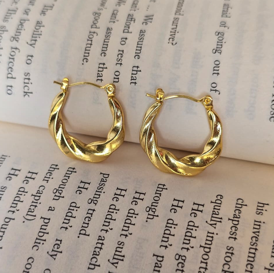 Twisted Gold Hoop Earrings - 18K Gold Plated